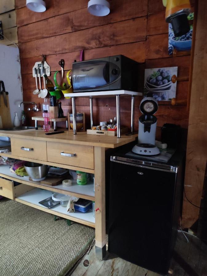 Le Gargantua Bed & Breakfast Lavelanet Bagian luar foto