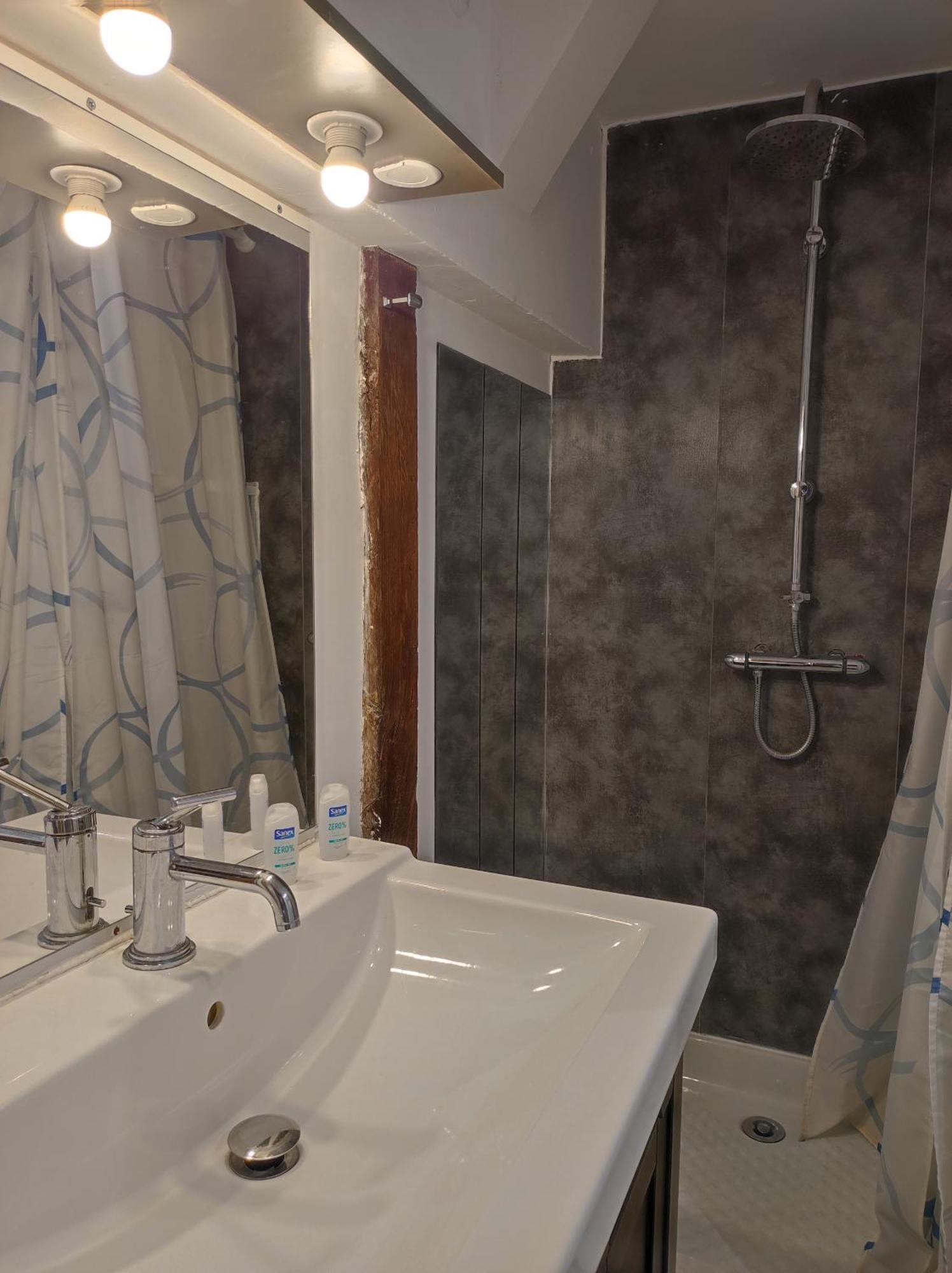 Le Gargantua Bed & Breakfast Lavelanet Bagian luar foto